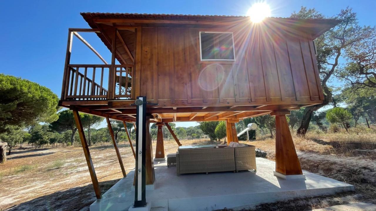 Suspended Wooden House - Monte Da Cortica Villa Aguas de Moura ภายนอก รูปภาพ