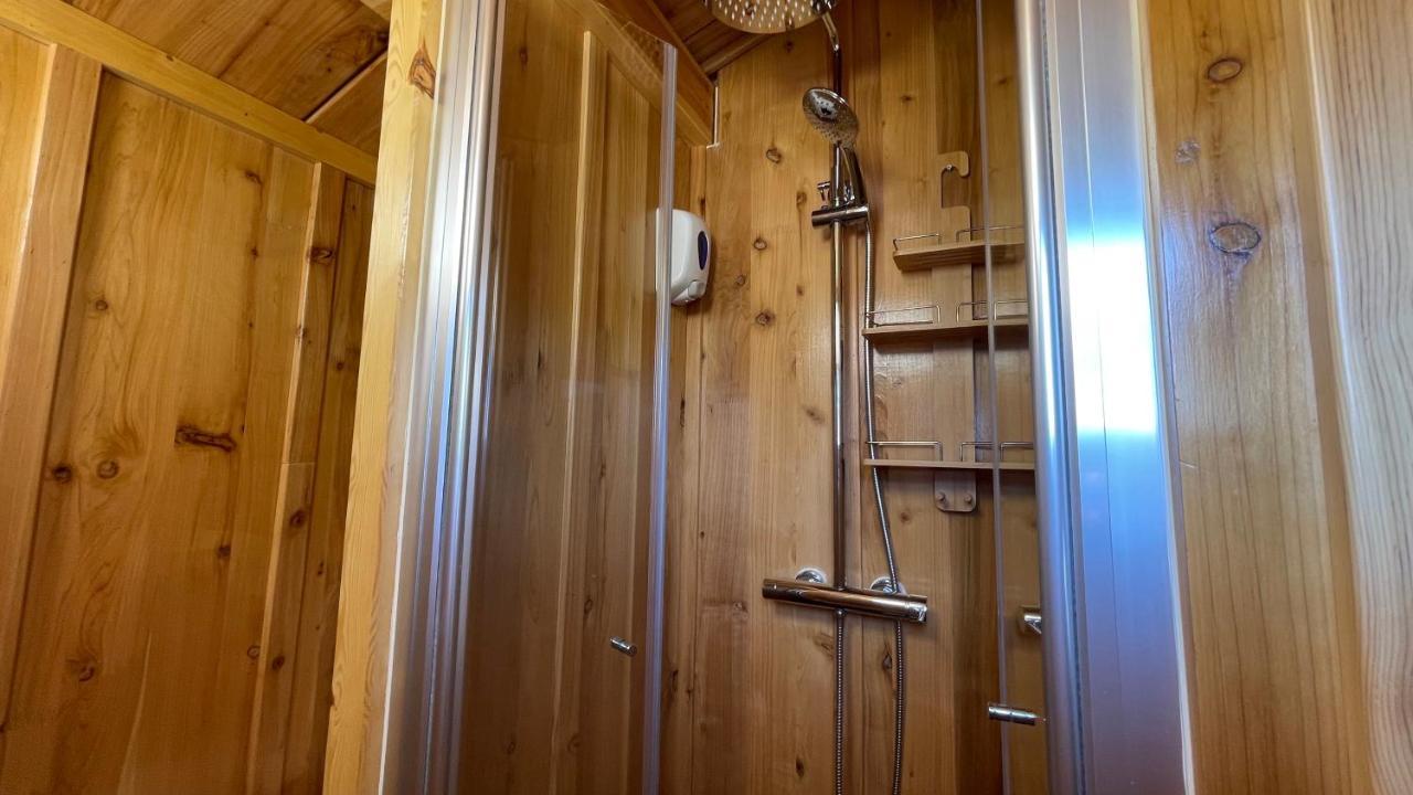 Suspended Wooden House - Monte Da Cortica Villa Aguas de Moura ภายนอก รูปภาพ